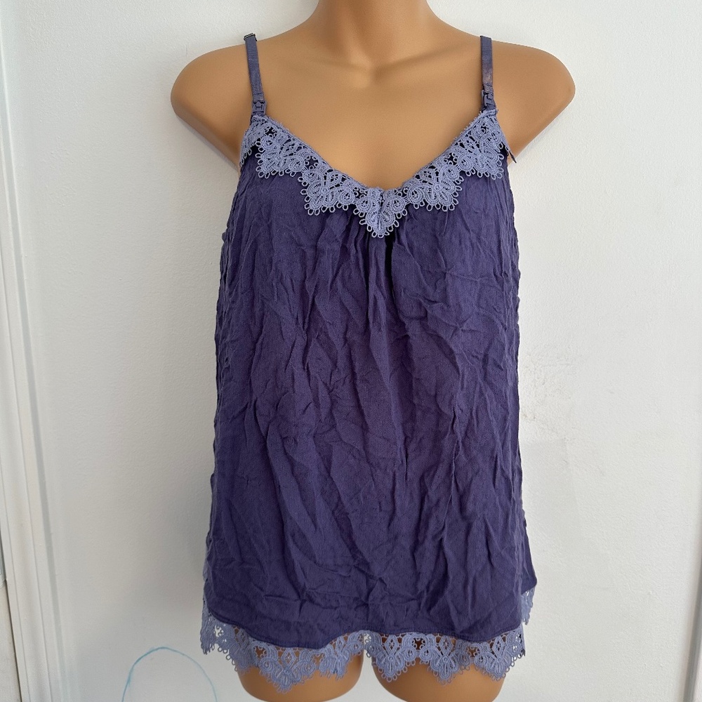 A Pea in The Pod Blue Lace Detail Maternity Tank in M
